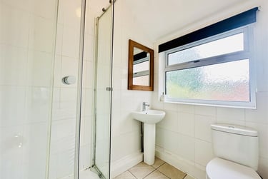 5 bed house, Harlaxton Drive, Lenton, Nottingham, NG71JE - Image 13